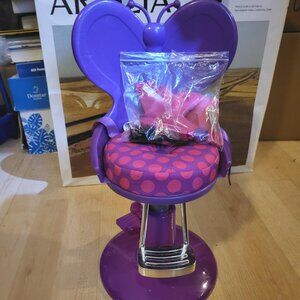 Girl's My Life beauty salon chair with accessories